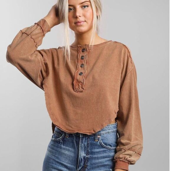 We The Free Melodi Henley - Size XS - Picture 3 of 13